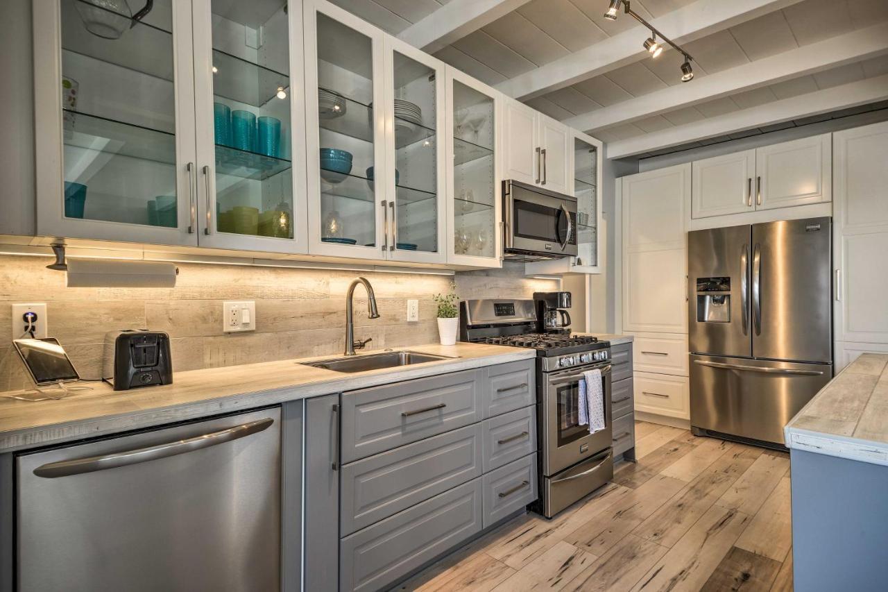 Remodeled Ventura Beach Home With Yard And Fire Pit! Kültér fotó